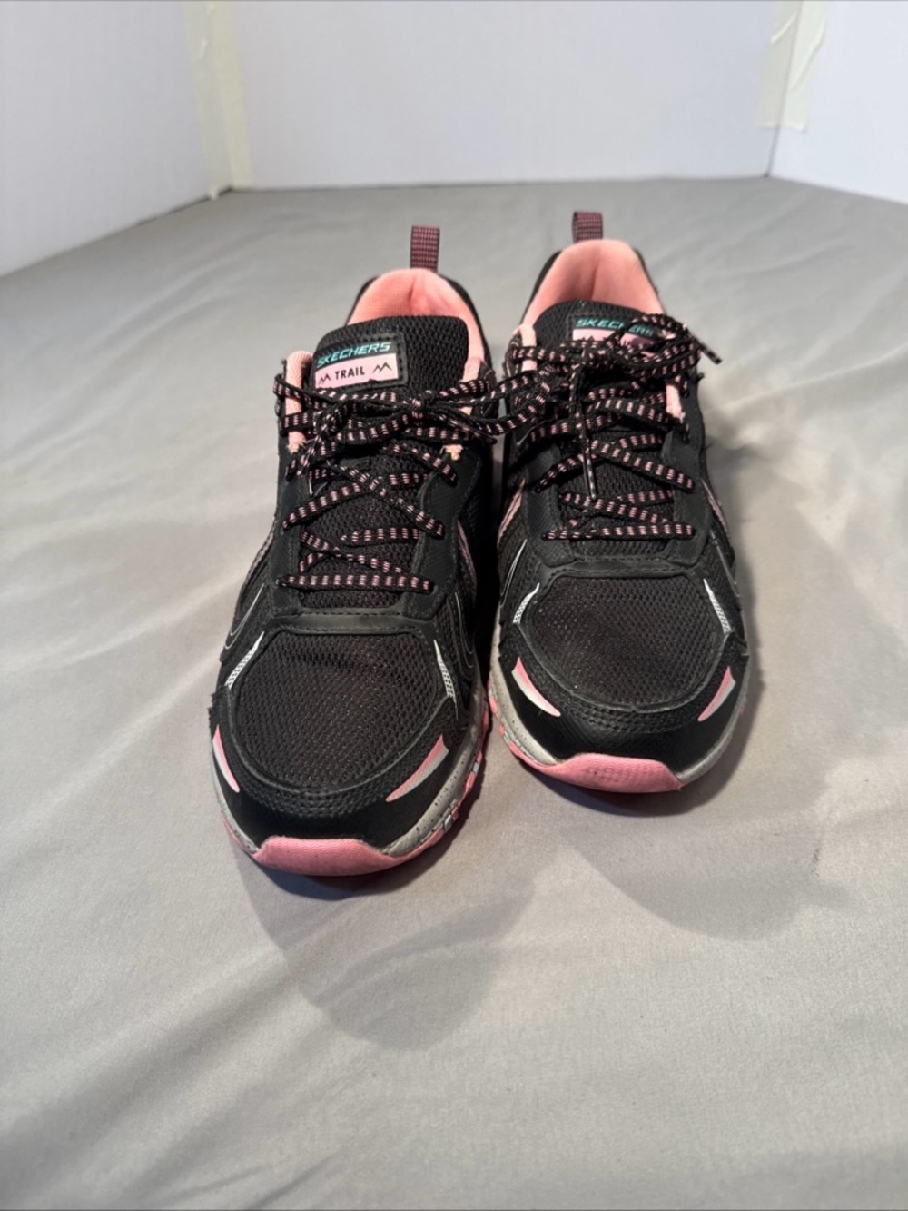 Skechers Women's Black and Pink Trail Walking Shoes